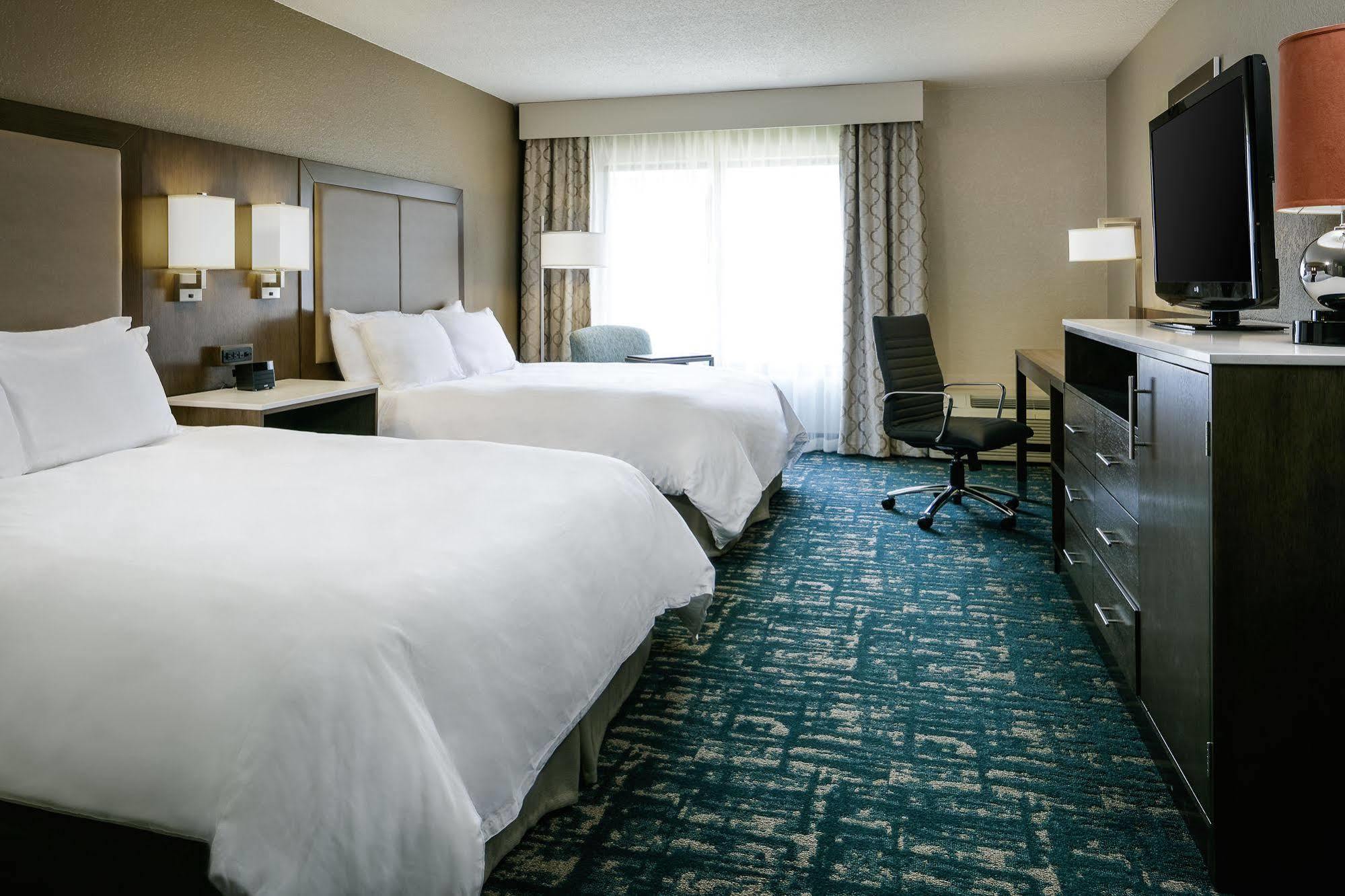 Holiday Inn Coralville - Iowa City By Ihg Ngoại thất bức ảnh